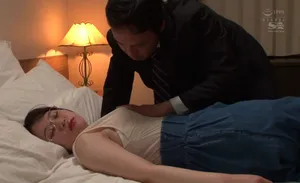 7 ngày bị sếp của chồng chuốc thuốc rồi địt khi chồng đi công tác xa 7 ngày bị sếp của chồng chuốc thuốc rồi địt khi chồng đi công tác xa