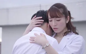 Buồn vì điểm kém, cậu học sinh được cô điều dưỡng phòng y tế kèm cặp động viên Buồn vì điểm kém, cậu học sinh được cô điều dưỡng phòng y tế kèm cặp động viên