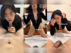 Em rau vú ngon kính cận mút cây hàng điêu luyện Em rau vú ngon kính cận mút cây hàng điêu luyện