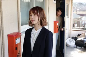 Gã nhà cạnh bên biến thái thường xuyên nghe tiếng rên của đôi bà xã Chồng yêu trẻ cạnh bên Gã nhà cạnh bên biến thái thường xuyên nghe tiếng rên của đôi bà xã Chồng yêu trẻ cạnh bên