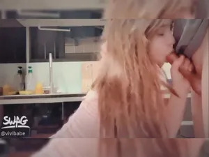 Hoá thân thành y tá xinh làm tình với bạn trai Hoá thân thành y tá xinh làm tình với bạn trai