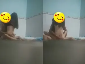 Quay lén được cảnh cặp đôi trẻ làm tình ở phòng trọ Quay lén được cảnh cặp đôi trẻ làm tình ở phòng trọ