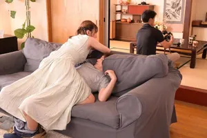 Siêu phẩm vợ sắp cưới của anh trai xinh ngon gạ cậu em Ông chồng vụng trộm làm tình Siêu phẩm vợ sắp cưới của anh trai xinh ngon gạ cậu em Ông chồng vụng trộm làm tình