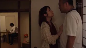 Vợ sắp cưới của con trai “nghiện” sau một lần bị bố Anh xã làm thịt Vợ sắp cưới của con trai “nghiện” sau một lần bị bố Anh xã làm thịt